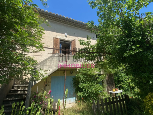 Maison de village à rénover à Entraigues-sur-la-Sorgue - Potentiel et Opportunité