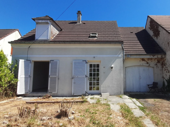 Maison à Thourotte à rénover de 114 m² avec grand jardin