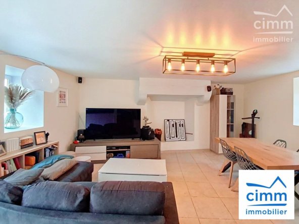 Maison à Saint-Erblon de 78 m² avec terrasse et garage à vendre