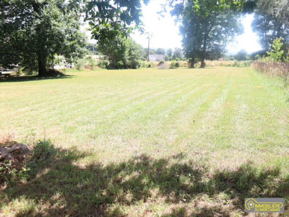 Terrain à bâtir de 2 610 m² à Romagny Fontenay - Non viabilisé
