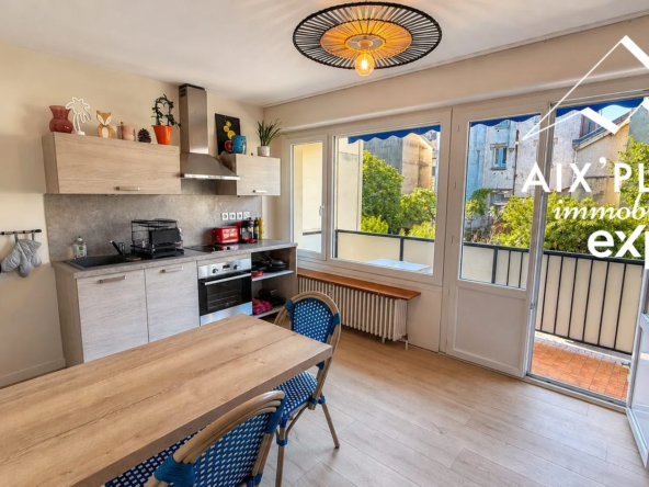 Appartement T2 rénové à vendre à Aix-les-Bains avec balcons et parking