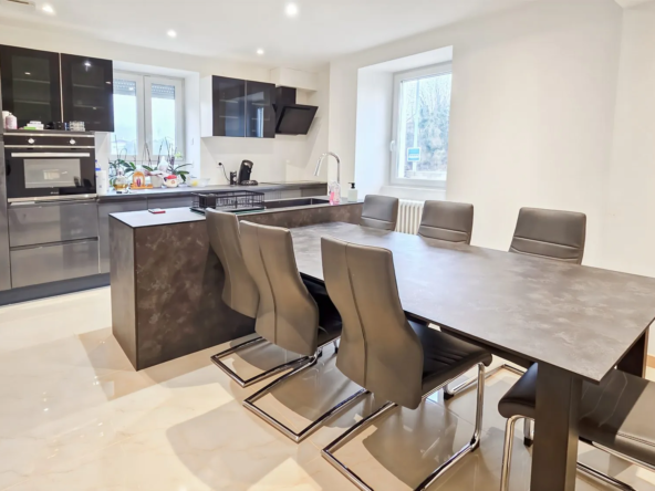 Appartement T1/T2 avec terrasse de 50 m² à Lully – Opportunité d'investissement ou d'habitat principal