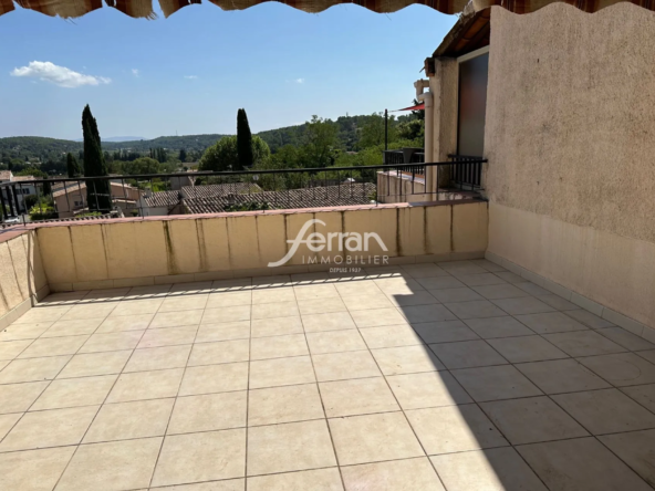 Appartement T2 lumineux avec terrasse et parking à Lorgues