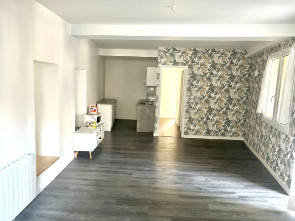 Appartement T3 rénové avec 2 chambres à Pont de Beauvoisin
