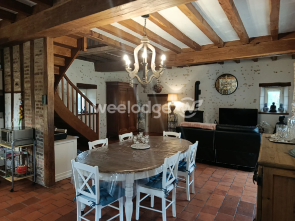 Charmante maison de campagne en pierre avec terrain à Saint-Hilaire-sur-Benaize