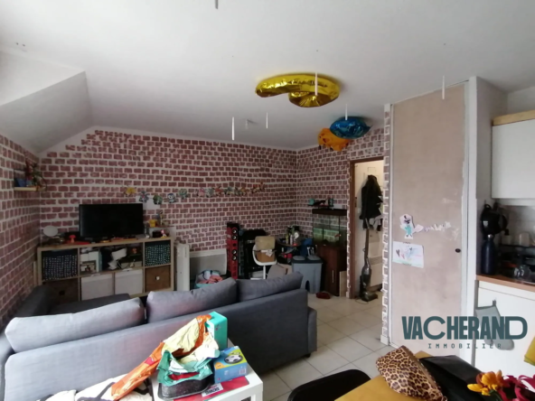 Appartement 2 pièces à vendre à Bailleul, proche de la gare, loué, 48m²