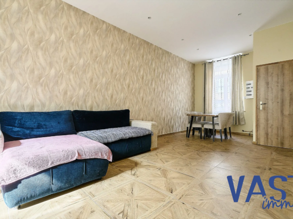 Maison ancienne rénovée de 85 m² à Tourcoing, 3 chambres, secteur calme
