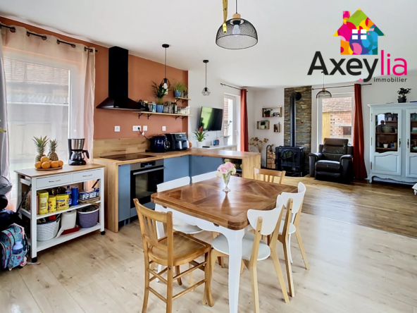 Maison rénovée avec potentiel, 3 chambres, terrain de 5000 m² proche Lapalisse et Vichy