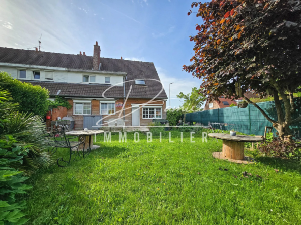 Maison familiale de 117 m² avec jardin et parking à Douai quartier résidentiel