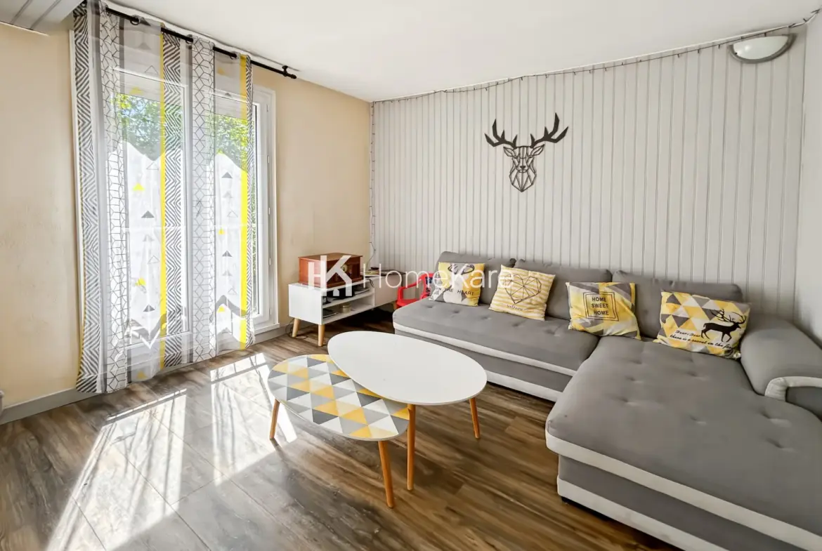Appartement T4 lumineux avec cave et parking à Toulouse dans le secteur Roseraie 