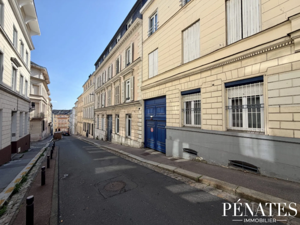 À vendre deux places de stationnement en enfilade à Rouen, proche de la Place Cauchoise