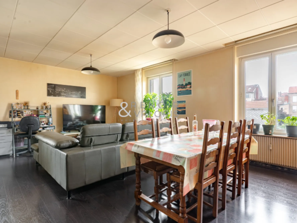 Appartement à rénover de 74 m² avec deux chambres à Nancy, secteur Isabey