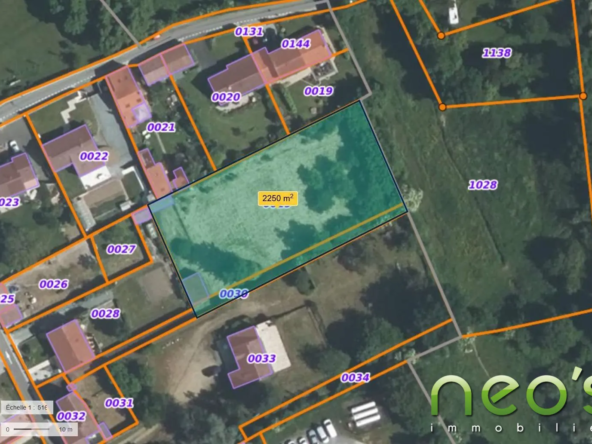 Terrain en partie constructible à Chemillé-en-Anjou – 2250 m²