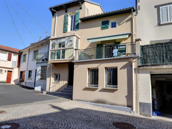Charmante maison de bourg avec terrasse à Blanzat - Confort et authenticité