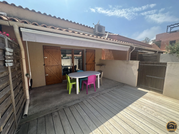 Maison à Narbonne-Plage de 34 m² avec terrasse et garage sécurisé