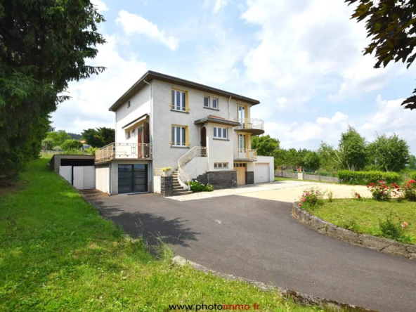 Maison divisible à vendre à Saulzet-le-Chaud avec potentiel locatif élevé