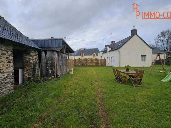 Maison spacieuse à Saffré avec terrain de 800m² et potentiel