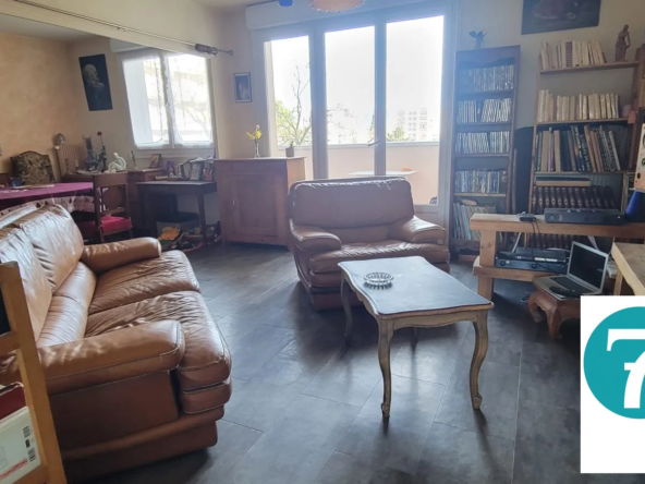 Appartement T5 à Saint Claude avec Balcon Sud et Cave – Opportunité à Besançon