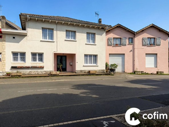 Ensemble immobilier à vendre à Miramont-Sensacq avec maison, appartement loué, garage et jardin