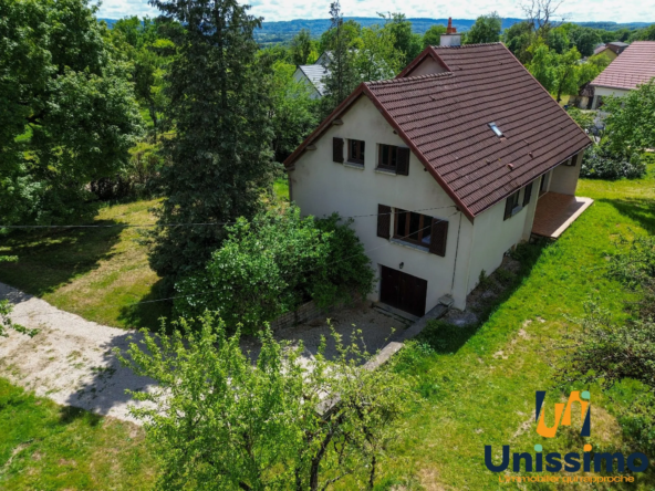 Belle maison familiale de 140 m² à Lomont-sur-Crête, calme et proche commodités