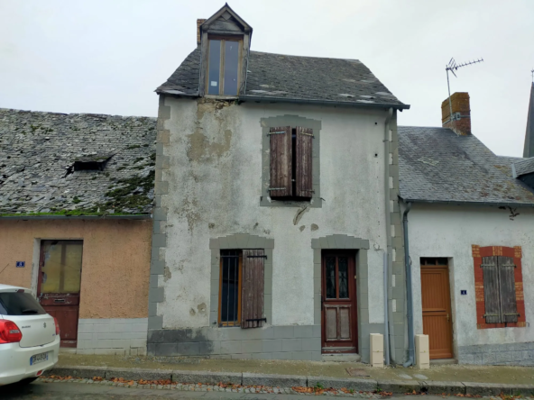 Maison à vendre St Mars du Désert 53700  Charmante maison mitoyenne de 59 m² à Saint-Mars-du-Désert avec 2 chambres