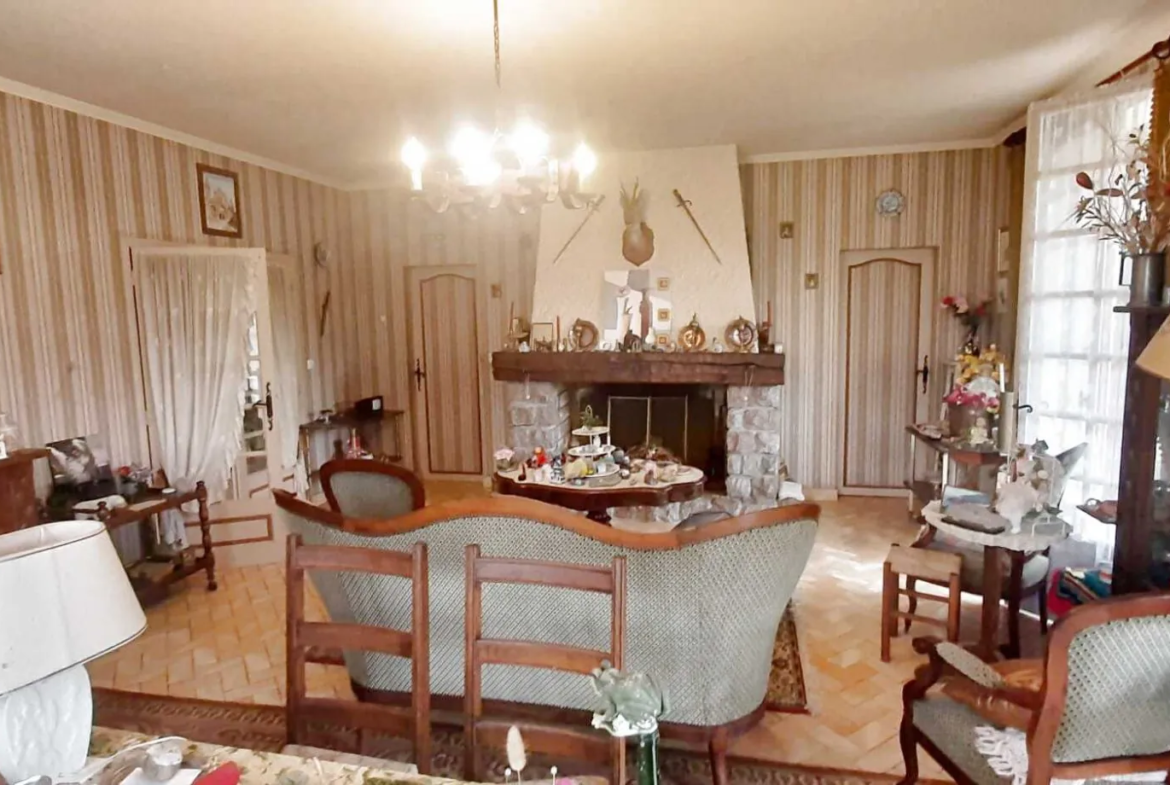 Grande maison familiale de 215 m² à Bazas avec studio et jardin 