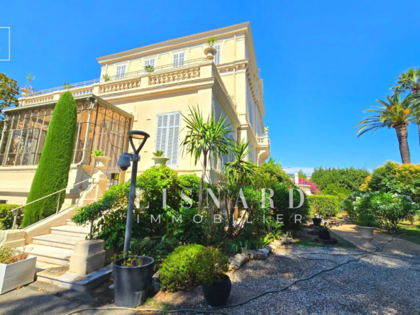Appartement lumineux avec haut plafond à vendre à Cannes