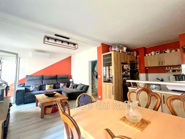 A Vendre Maison de Village T4 à Leucate avec Terrasses et Climatisation