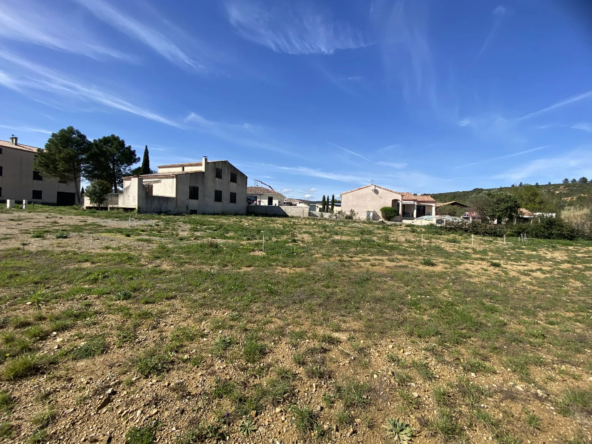 Terrain constructible viabilisé à Cessenon-sur-Orb - Opportunité à saisir