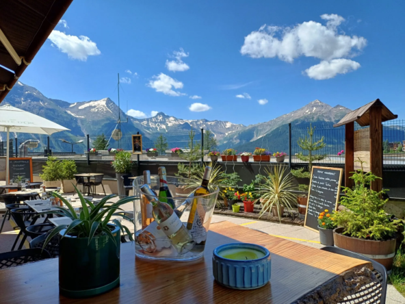 Fonds de commerce Pizzeria avec Terrasse à Orcières 05170