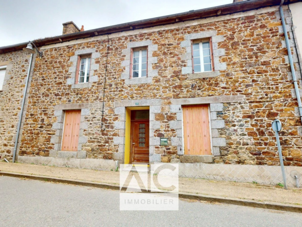 Maison en pierre à Gommenec'h de 150m² avec travaux à terminer
