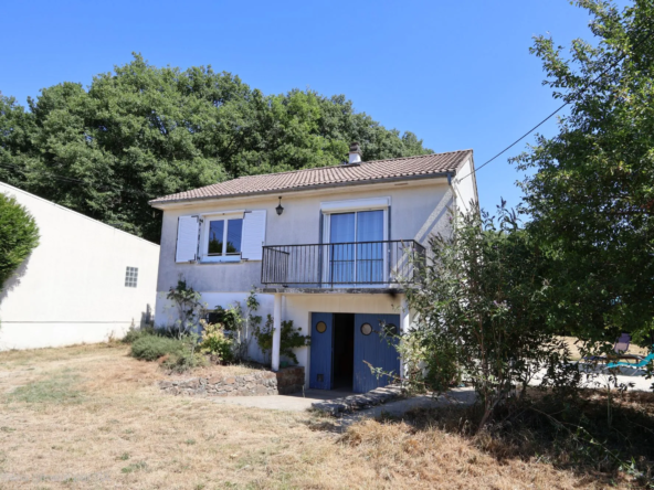 Pavillon 2-3 chambres à Brannay avec terrain de 2114 m² et performance énergétique Classe C