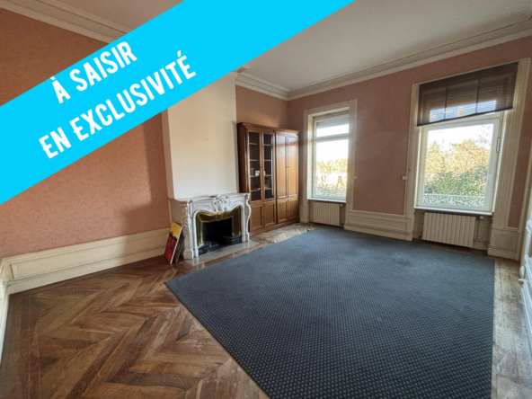 Plateau de 160m² en Centre-Ville d'Aubenas, Opportunité à Valoriser