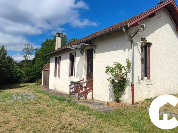 Maison à rénover de 80 m² avec grand jardin à Gan