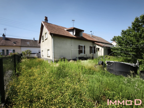 Maison à vendre à Thaon-les-Vosges avec potentiel et garage