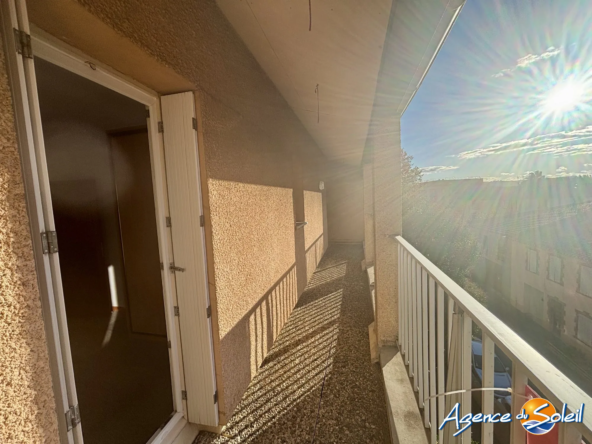 Appartement T3 avec terrasse, parking et cave à Narbonne – Proche centre-ville