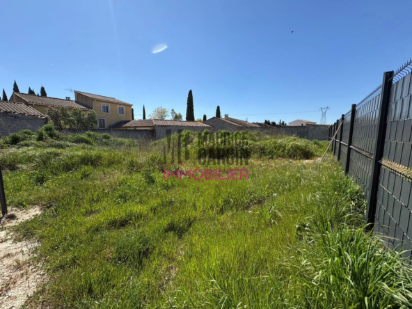 Terrain constructible à Aubignan de 568 m² dans lotissement prisé