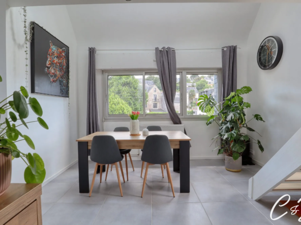 Duplex lumineux rénové à Quimper avec cave et stationnement privé