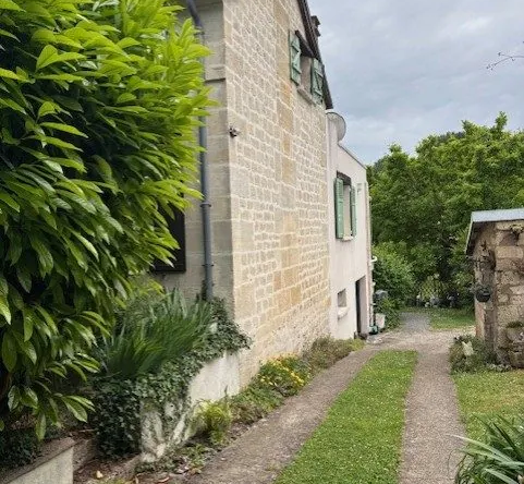 Maison à vendre à Montataire avec jardin et véranda - Exclusivité