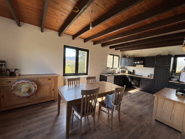 Maison évolutive à Privas avec grand potentiel et double garage – idéal investissement ou résidence principale