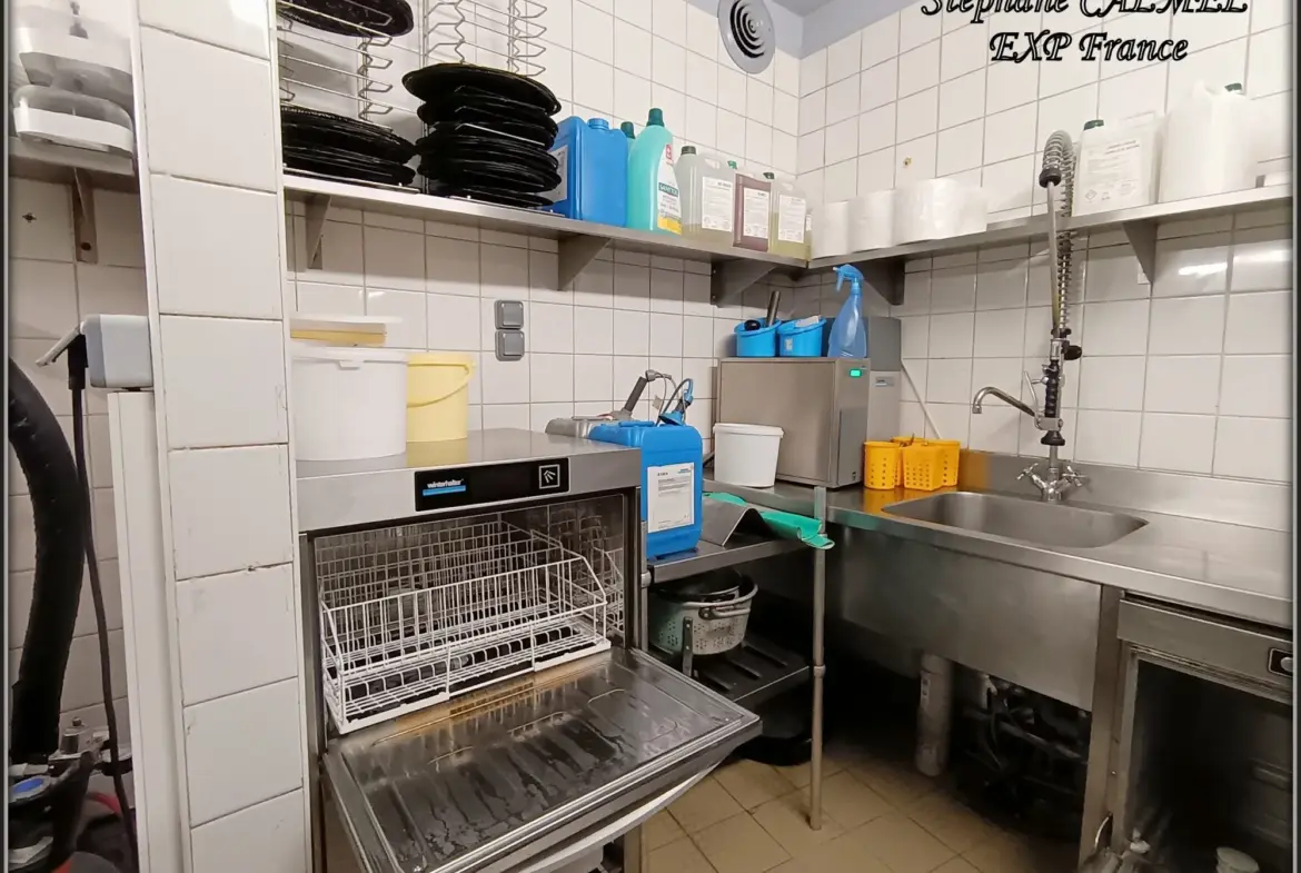 Fonds de commerce restaurant pizzeria à vendre à Bergerac - Emplacement stratégique 