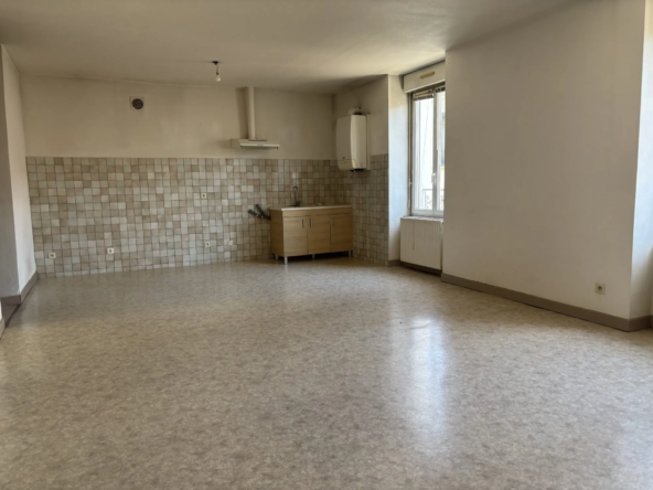 Appartement T3 de 88m² à Vals-les-Bains face au parc, proche thermes
