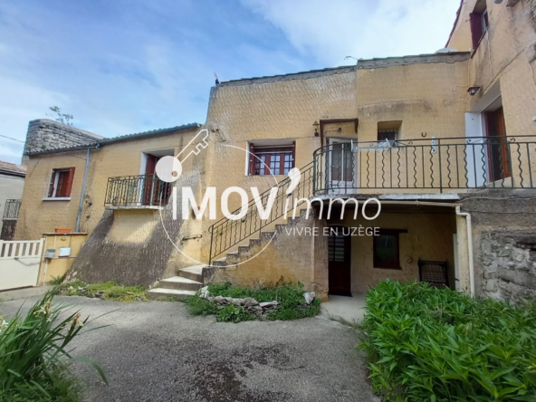 Charmante maison de village avec terrasse et caves à Saint-Quentin-la-Poterie