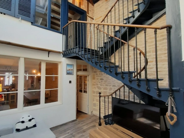 Maison de ville rénovée à Saint Jean de Losne – 4 chambres, patio et cave