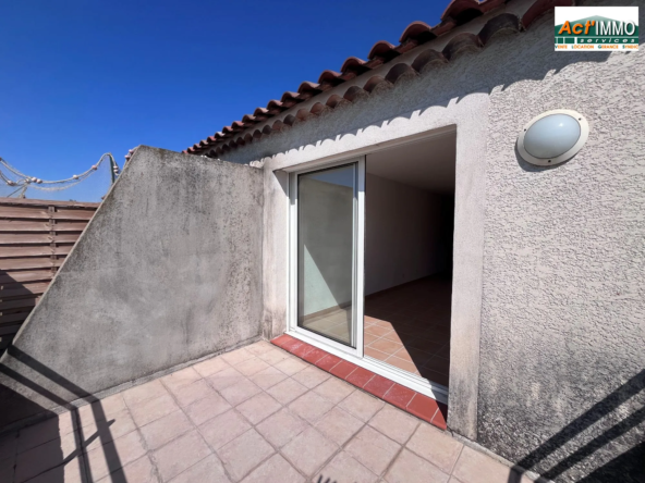 Appartement T2 rénové à vendre à Entressen - 42 m² avec terrasse