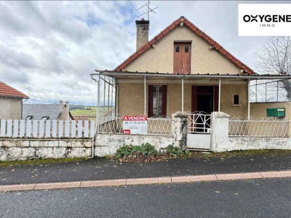 Maison typique à rénover avec jardin à Saint-Alban-sur-Limagnole