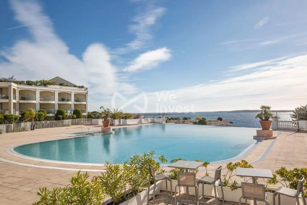 Appartement 2 pièces avec vue mer à Cannes dans résidence de luxe 