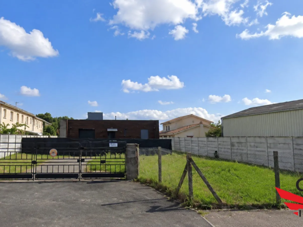 Terrain à bâtir viabilisé de 293 m² à Bègles pour construction résidentielle
