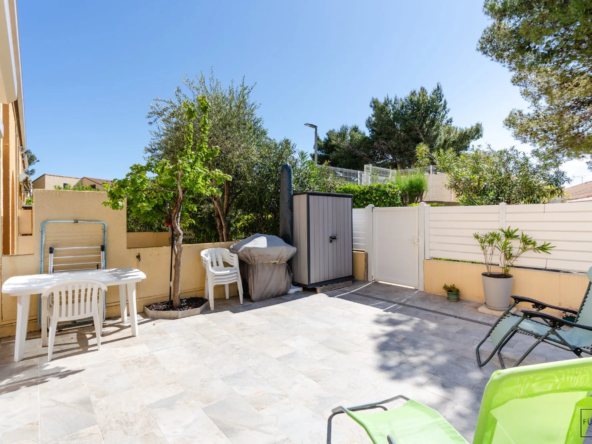 Appartement 2 pièces avec terrasse, piscine et parking à Gruissan - Les Ayguades