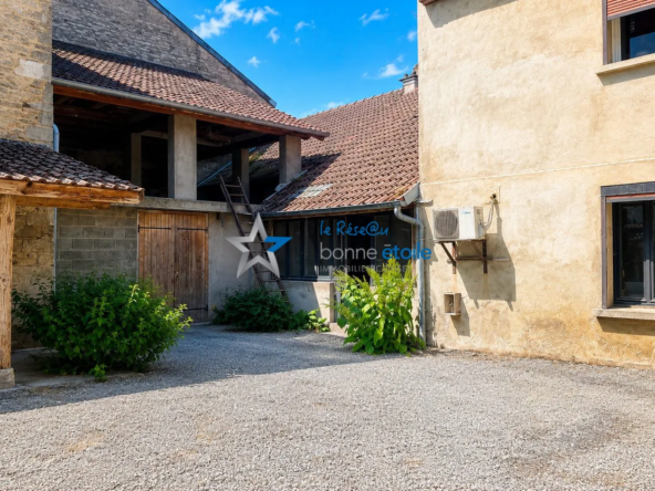 Ensemble immobilier de 300 m² avec potentiel à Poulangy près de Nogent